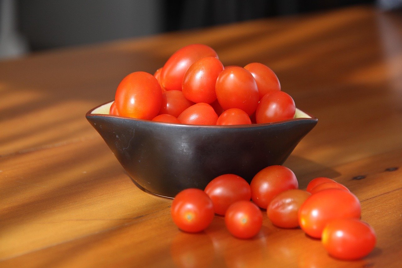 tomate, tomato, organic, tomate cereja, tomatoes, food, fresh, healthy, red, natural, delicious, tasty, vegetarian, luz da manha, tomate, tomate cereja, tomate cereja, tomate cereja, tomate cereja, tomate cereja