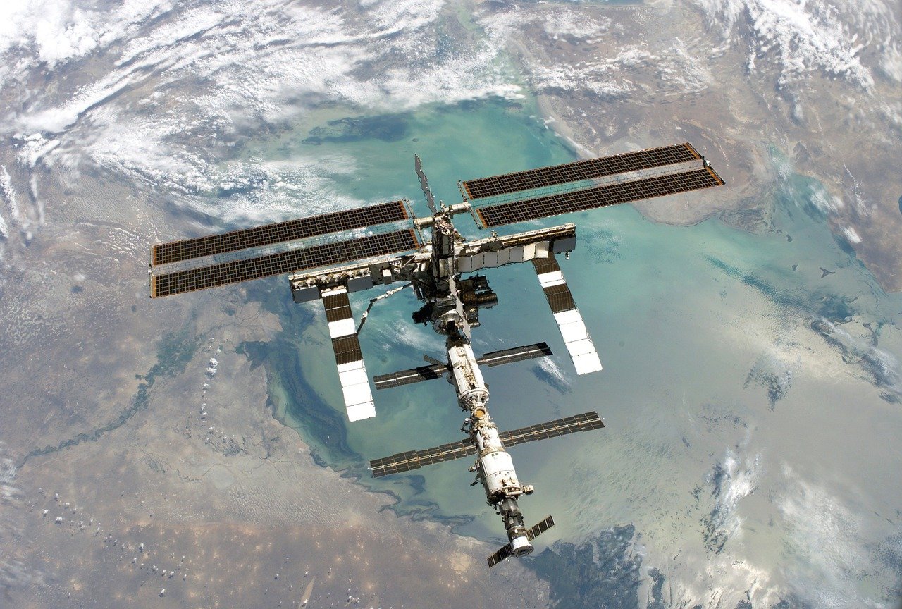space station, international space station, space, nasa, space travel, solar cells, solar modules, science fiction, spaceship, space station, space station, space station, space station, space station
